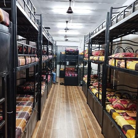 הוסטל ת'יין Shree Balaji Ac Dormitory מראה חיצוני תמונה
